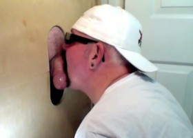 Gloryhole Suck Off Of Two Willing Guys