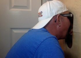 Latino Delivers Big Load At The Gloryhole