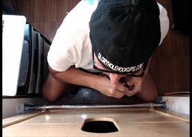 Swallowing Big Load At The Glory Hole